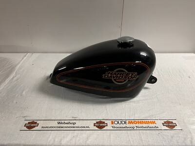 Fueltank Harley Davidson 1995 Sportster XL1200 model, Vivid black
