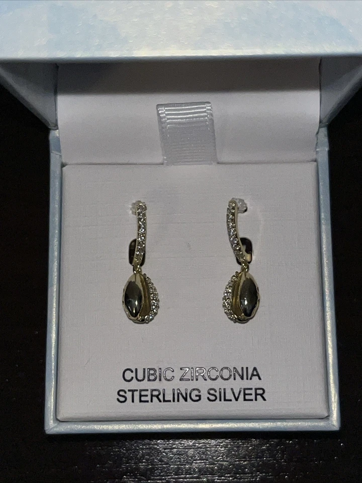 Pendientes colgantes Charlotte y Lexi circonita cúbica tono oro plata esterlina Foto 3 de 4