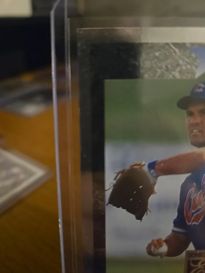 1997 Donruss Elite - Ryne Sandberg #70 - Image 4 of 4