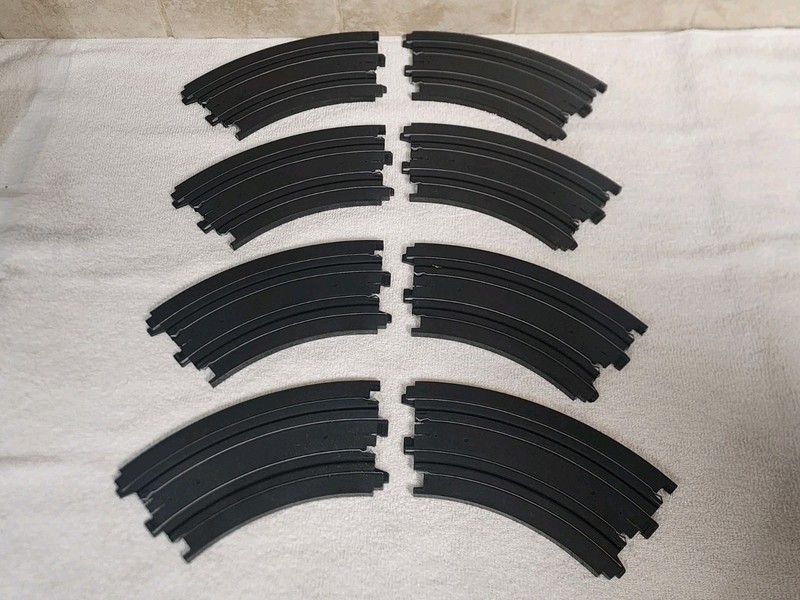 Vintage Aurora Tomy 9” R Curve 1/8 Circle HO Slot Car Track - Set Of 8 