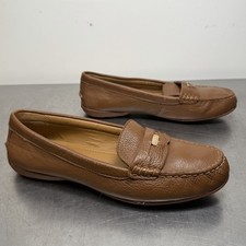 Coach Penny Tan Pebbled Leather Loafer Moc w/ Signature Coin - Women Sz 7.5B
