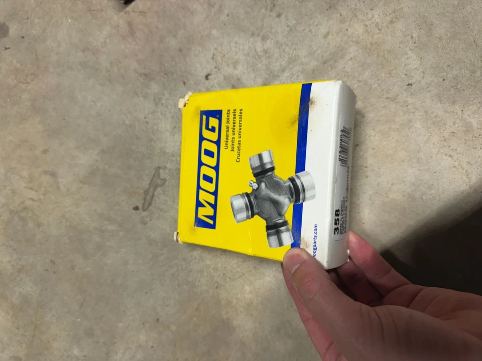 Universal Joint Moog 358 Foto 2 de 3