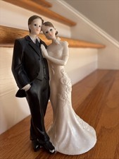 Vintage Bride and Groom Cake Topper Figurine Flowers Dark Blond