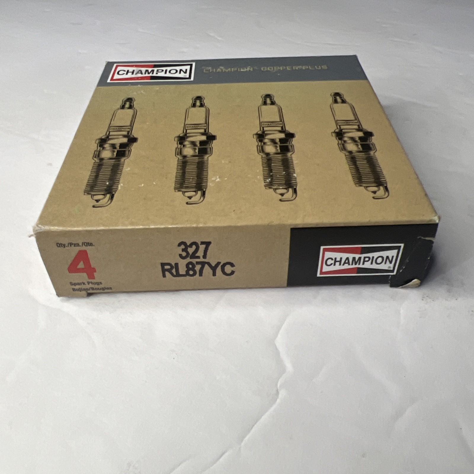 Pack of 4 Champion 327 Copper Plus Spark Plugs Thread Size 14mm Nickel Copper