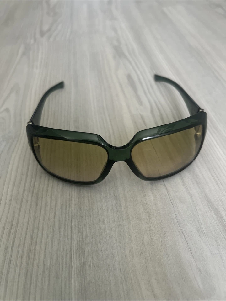 Gafas de sol vintage GUCCI verdes con herrajes plateados Foto 2 de 4