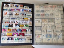 VRAC ALBUM TIMBRES NEUFS MONDE