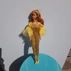 Vintage Twist N Turn Barbie Red hair Mattel Superstar Outfit 3304 Rock N Roll