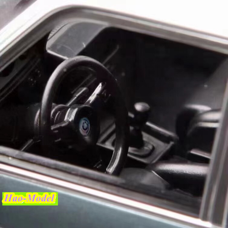 NOREV 1:18 BMW M535i 1980 (E28) Model Car Diecast Metal NOREV 1:18 BMW M535i 1980 (E28) Model Car Diecast Metal