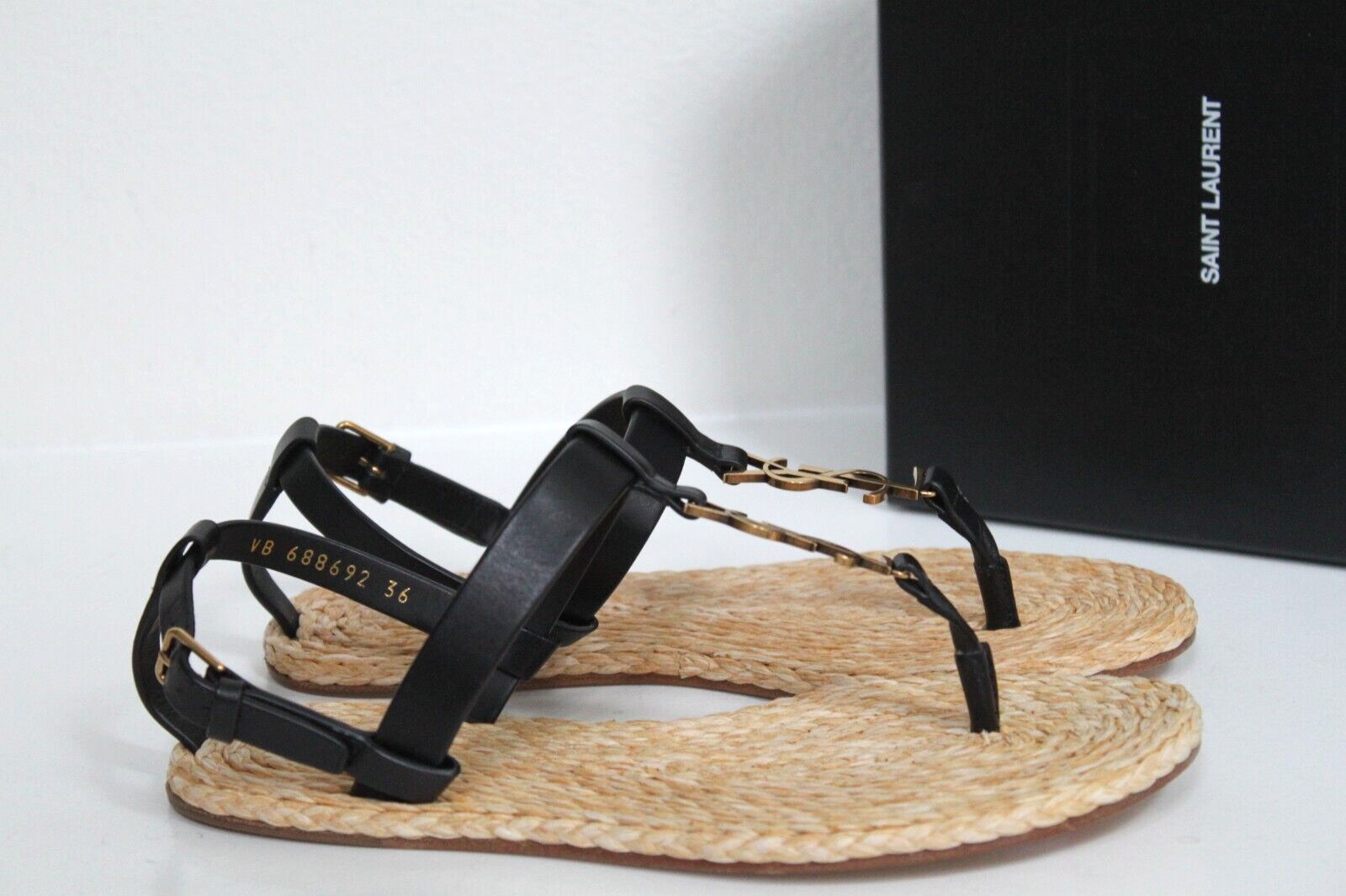 Scarpa piatta 6 36 YSL Saint Laurent Paris logo pelle nera Cassandra monogramma