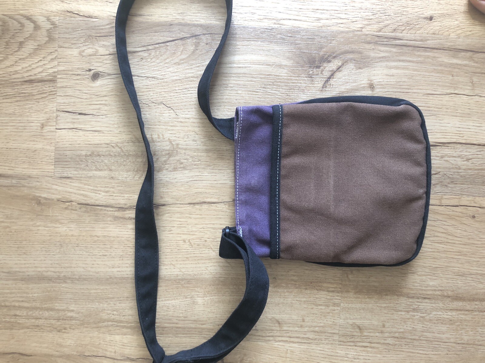 KAVU Keeper Semi Padded Sling Canvas Crossbody Bag image 2
