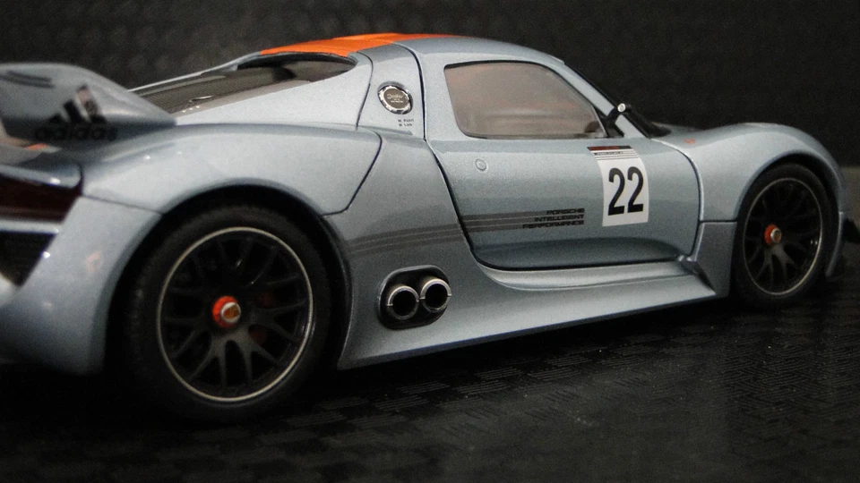 Porsche Race Car1:24Le Mans Racing Custom Built18Metal Body12Model Carousel SLR - Image 2 of 4