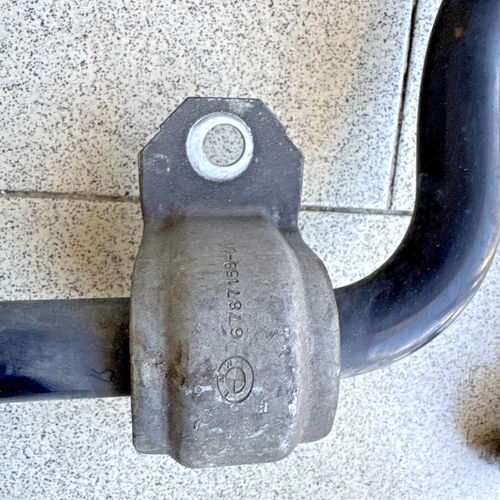 BARRA STABILIZZATRICE ANTERIORE USATA BMW X3 (F25) COD. 31356788710 - Foto 12 di 12