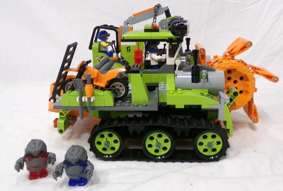 LEGO Power Miners 8961 Crystal Sweeper Built Set with Minifigure and Manual - Image 3 of 4