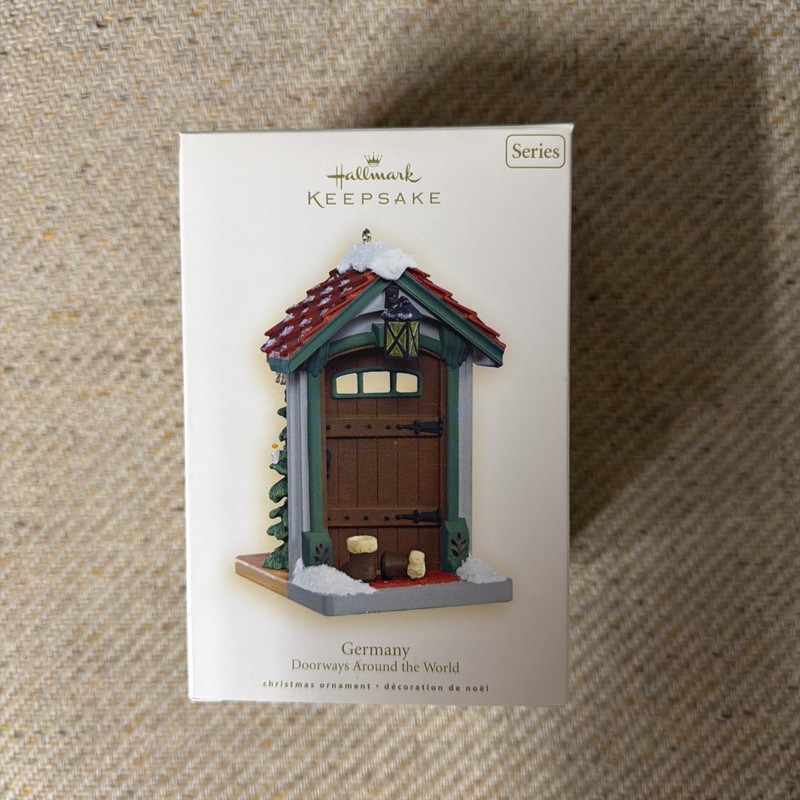 Hallmark Keepsake Germany Doorways Around the World ~ Christmas Ornament 2007