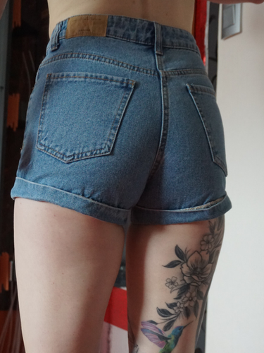 Bershka Sexy Trend Highwaist Jeans Hot Pants Shorts Festival XS 34 - Bild 5 von 5