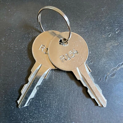 ILCO (2) Thule Ski Rack Replacement Keys Cut Key Code R001 - R224 - READ NOTES AT TOP