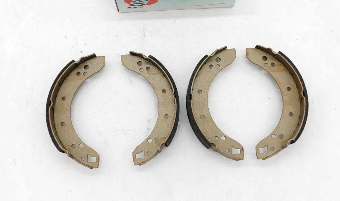 Mâchoires de frein ROVER 2000-3500 3/5 portes arrière et avant