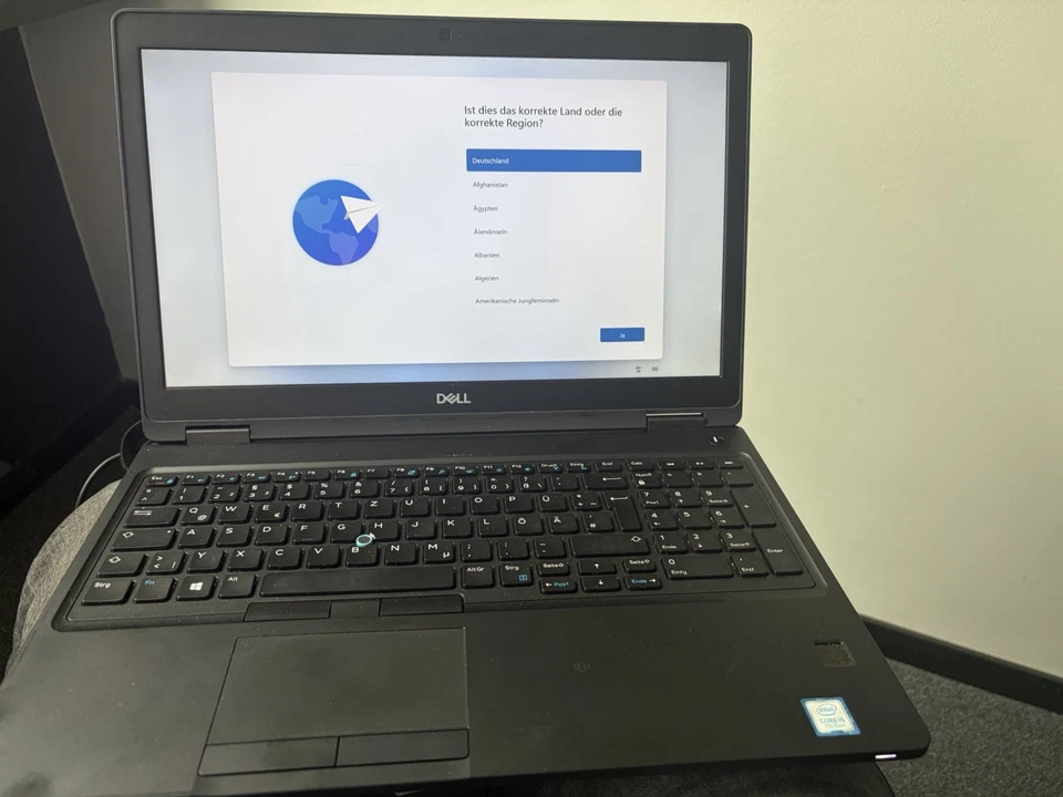 Dell Latitude 5590 · i5-7300U · 8GB · 256GB, Foto 2 von 4