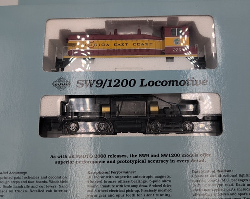Locomotora Proto 2000 Series 21132 HO FEC 236 EMD SW9/1200 Pre-DCC realista nueva en caja | Zustand: New