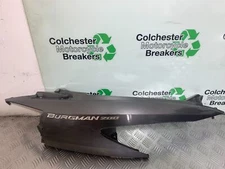 SUZUKI AN 200 UH 200 BURGMAN RIGHT SEAT PANEL YEAR 2007-09 (CMB1128)