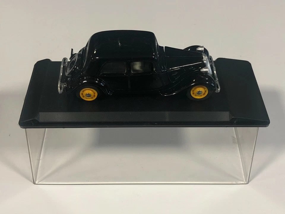 ELIGOR Citroën Traction Avant Berline Noir 1938 1/43 Voiture Miniature - Photo 2/4