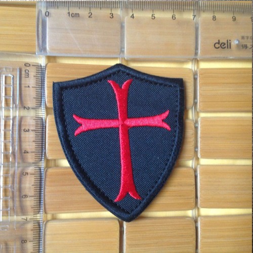 Knights Templar Cross 3x2.5 '' Shield Military ARMY EMBROIDERED PATCH - Picture 3 of 5