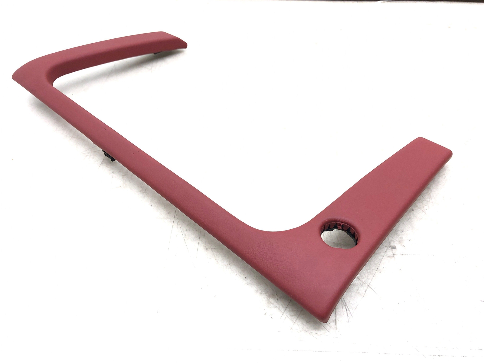 2009 ASTON MARTIN VANTAGE DASHBOARD GLOVE BOX TRIM BEZEL RED 6G33-C043K93 OEM