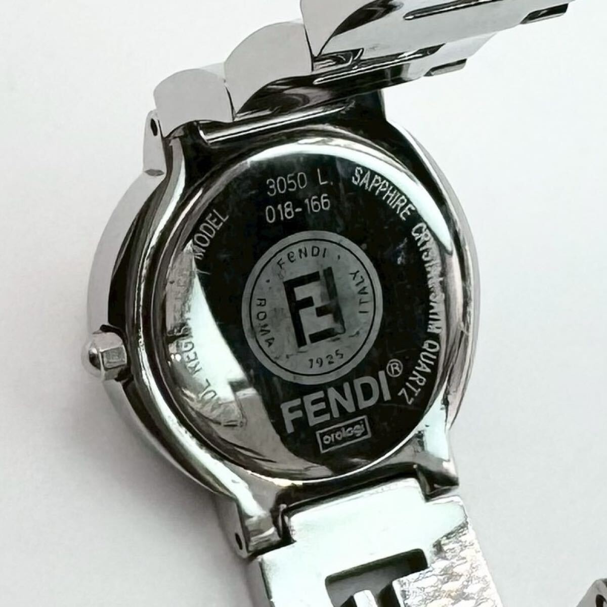 FENDI 3050L Quartz Women's Watch Salmon Pink Dial Sapphire Crystal Steel Bracele thumbnail 8