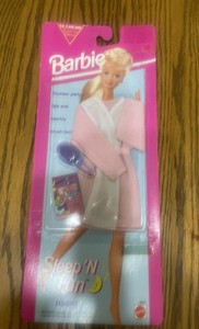MATTEL 1993 BARBIE "SLEEP 'N FUN" FASHION PINK & WHITE ROBE OUTFIT #68021