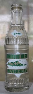 Diamond Head Honolulu Hawaii Oahu ACL soda bottle with picture of mountain 1953