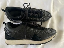 Scarpe sneakers moda Zara taglia eur 39/US 8 8,5 nere stringate testurizzate come serpente