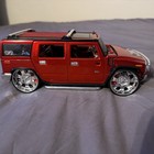 Maisto Playerz 1:18 Scale Die-cast Car Hummer H2 SUT Concept In Burgundy 
