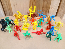 Indian Warrior Plastic Figures Cowboys Vintage Marx-Tim Mee-4 Horses-29 pcs