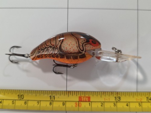 Leurre De Pêche Rebel Wee R – Made In USA (lot #15776)