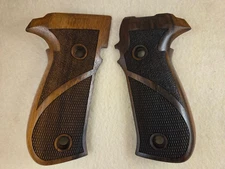 SIG P226 226 English Walnut Checkered/Textured Pistol Grips NEW VERSION! U1
