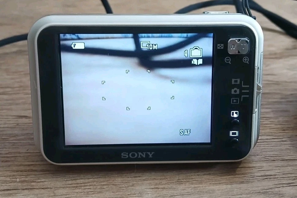 Sony Cyber-shot DSC-N2 Digital Cameras 10-11.9 MP Maximum