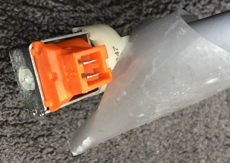 Ariston Dishwasher Water Inlet Solenoid Valve (F21-928).. - image 3 of 4