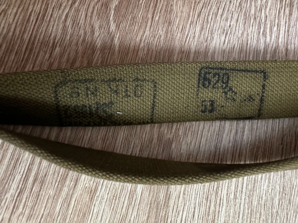 Rifle Mosin Nagant original eslinga de transporte de lona caqui cuero soviético URSS 53 años. Foto 3 de 4