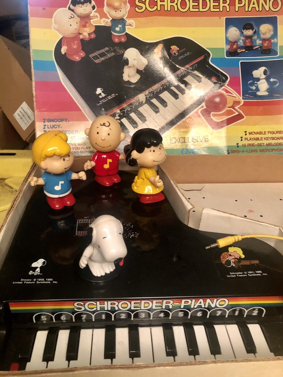 Snoopy Peanuts SCHROEDER PIANO Battery Op. 1985 Vtg Toy Lucy