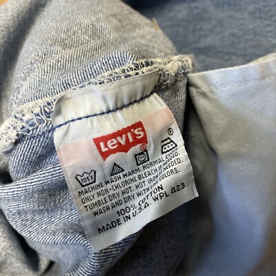 VTG Levi 501-0193 Women's 25x29 (tag 26x36) Medium Wash USA Frayed