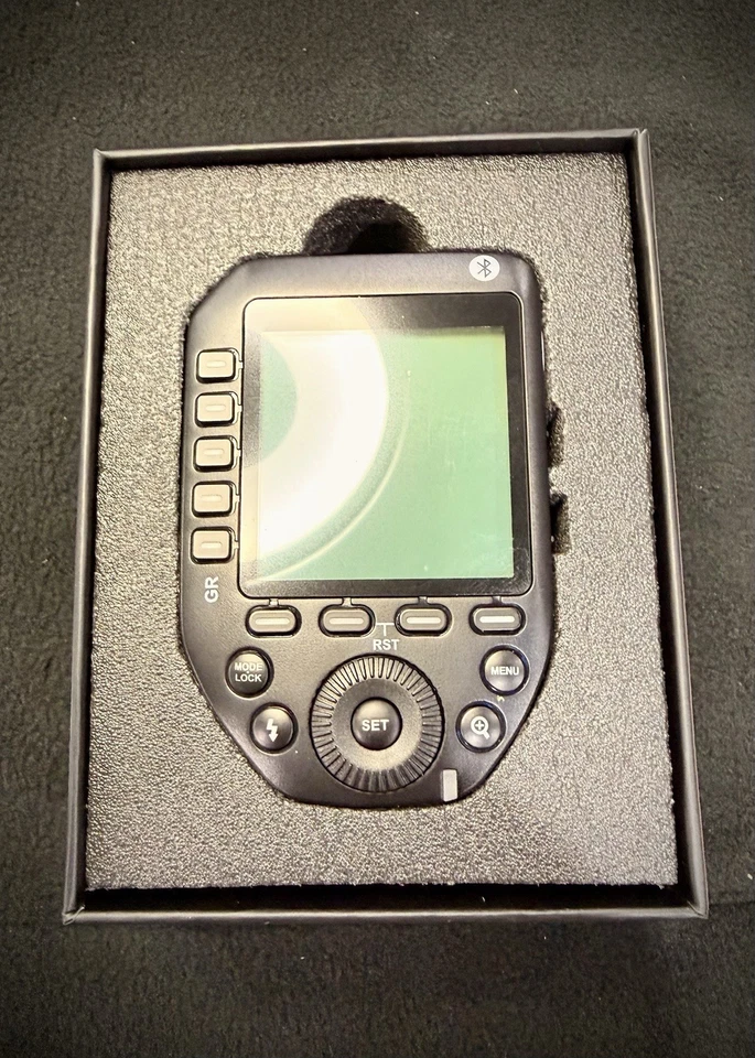 Godox MF12-K2 Macro Flash Speedlight + AK-R1 Acc Kit +  XPro-N Trigger for Nikon - Image 3 of 4