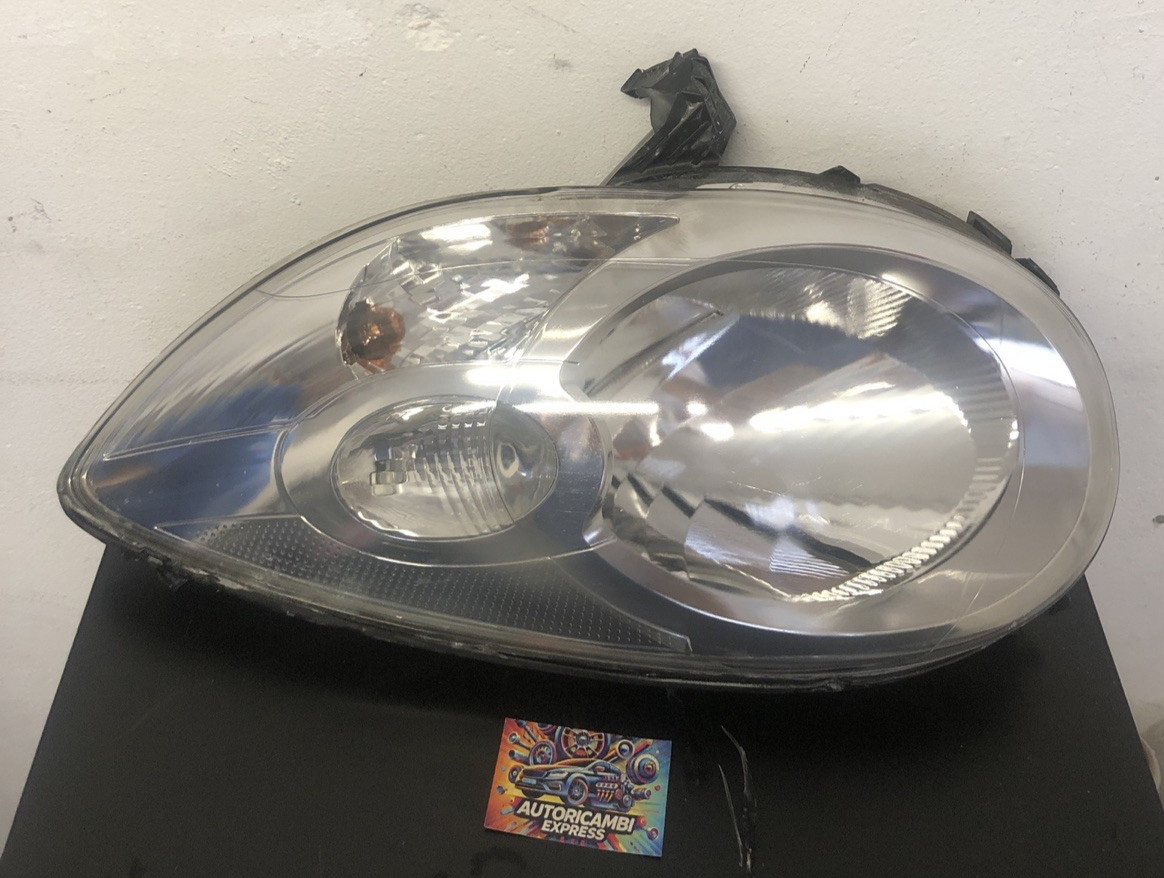 Faro Anteriore Sinistro Citroen C1 Prima Serie 2005 - 2012 Originale Usato SX