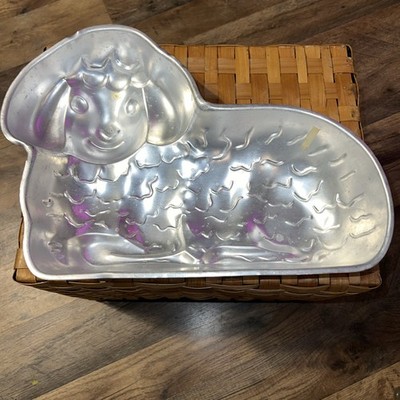 Vintage Wilton 1986 Easter Lamb 14x10'' Cake Pan 2105 9412