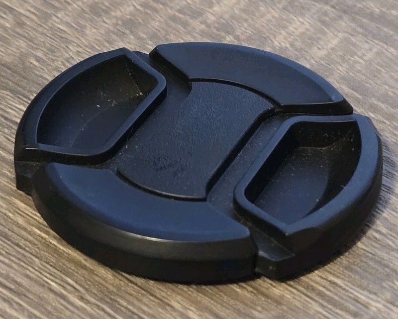 Front Lens Cap for Nikon Lenses 58mm, open box, black