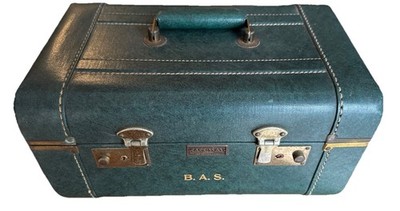 Vintage Cape-Way New Bedford, Mass Hard Case Mirrored Make Up Approx 14x9x6 