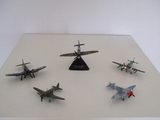 5 x Kriegs-Kampfflugzeuge Modelle 1:72 tolle Stücke 2 Weltkrieg