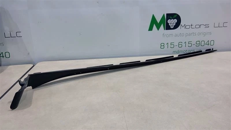 2020-2022 HYUNDAI SONATA RIGHT WINDSHIELD MOLDING.86131-L1000 - Image 2 of 4