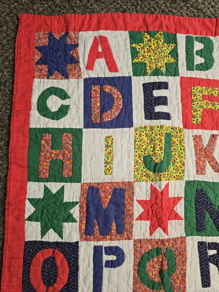 Edredón alfabeto bordado ABC cuna bebé manta acolchada a mano colgante de pared 39x28 Foto 2 de 4