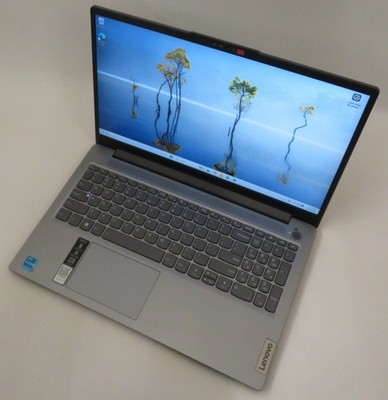 Lenovo IdeaPad Slim 3 15IRU8 i3 1305U 1.6GHz 8GB RAM 256GB Windows 11