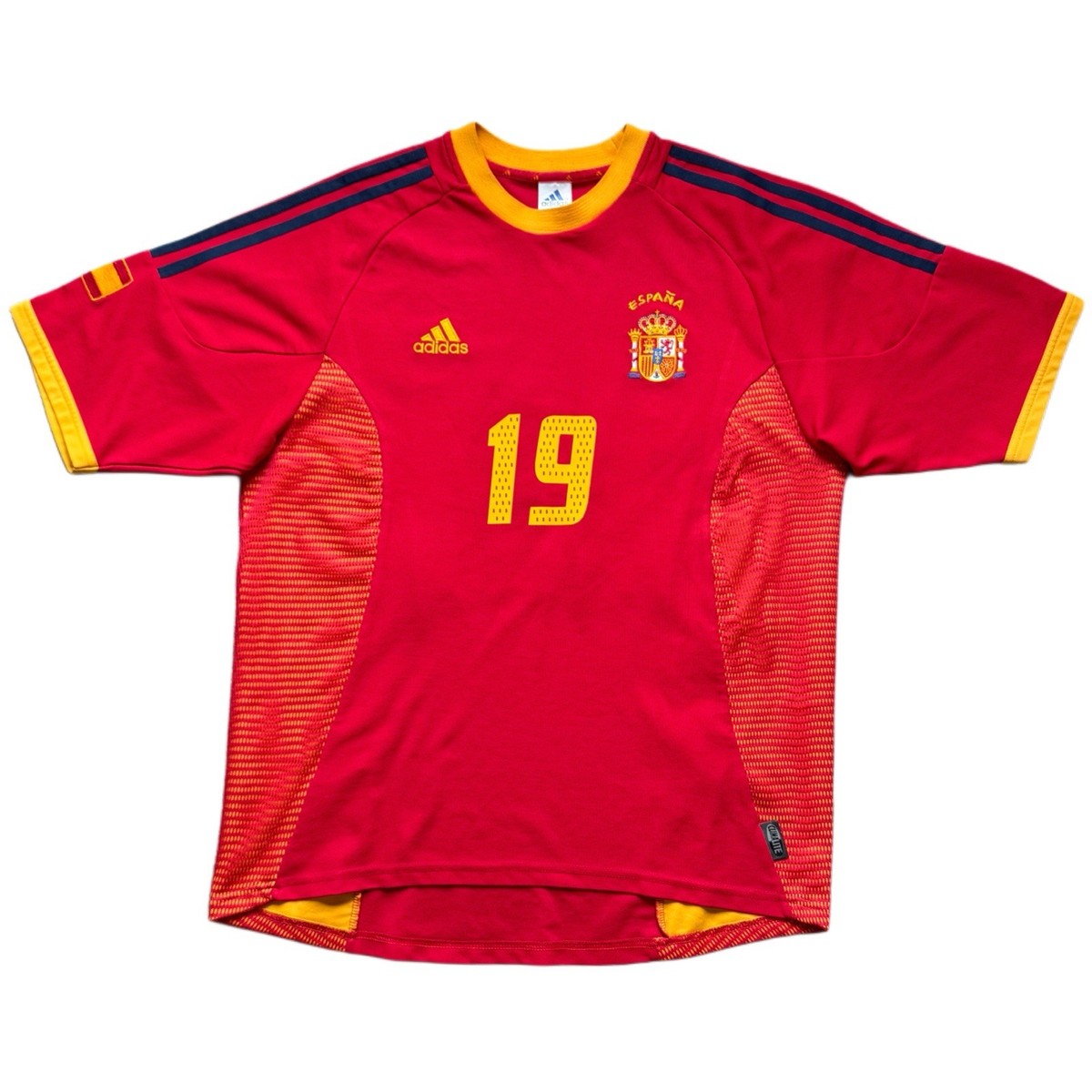2002 Spain Home Jersey #19 Xavi Hernandez Large adidas World Cup